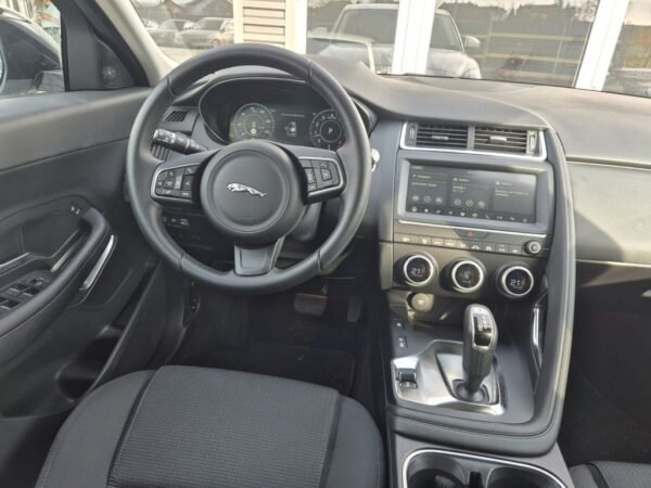 Jaguar E-Pace P200 *KAMERA*NAVI*4WD* – Bild 11